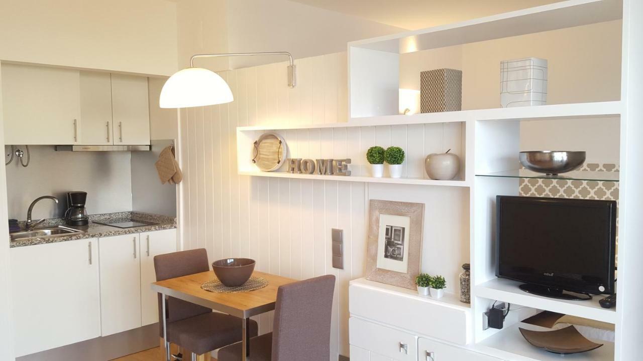 Apartamento Funchal Com Piscina エクステリア 写真